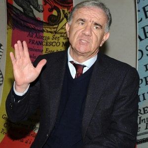 Satira su Claretta Petacci, striscione di Forza Nuova sotto casa di Gene Gnocchi
