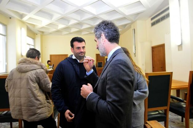 Decaro assolto, l'attesa del sindaco in tribunale