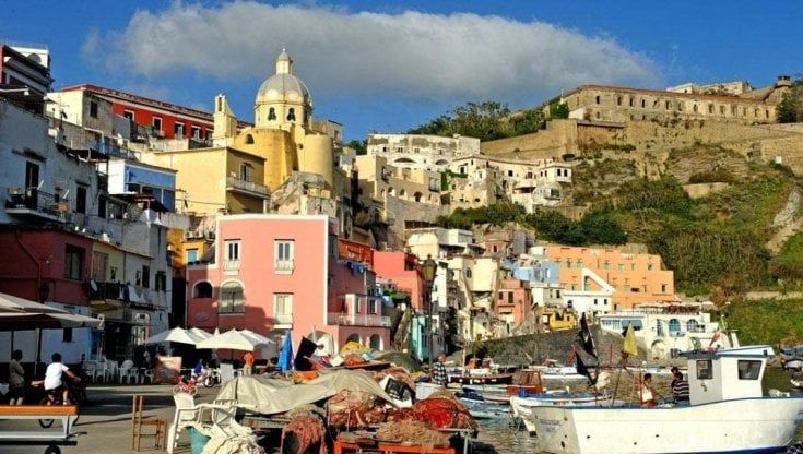 Mosaico, un vino per celebrare Procida capitale della cultura