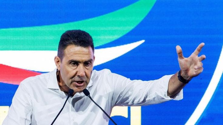 Tensioni FdI su Vannacci. Il generale: sono nervosi