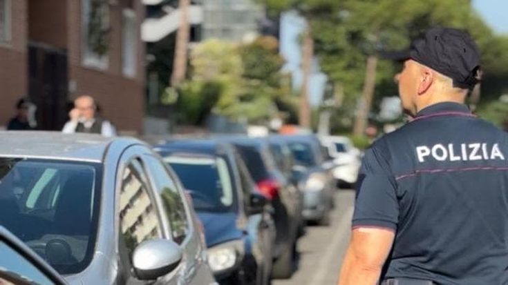 Tenta di uccidere madre, padre e sorella: arrestato 30enne a Ladispoli