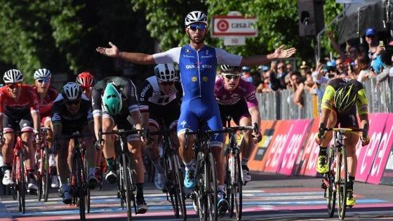 Giro d'Italia, Gaviria concede il bis: e che beffa per Pibernik...