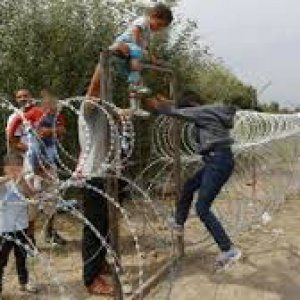 "Adesso basta, i migranti non sono invasori"