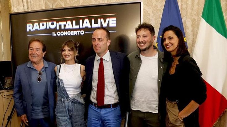 Da Elodie a Rocco Hunt, Antonacci e Annalisa: il concerto di Radio Italia Live
