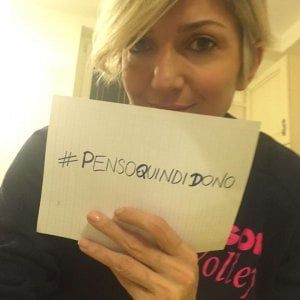 Dopo il trapianto torna a giocare a volley,  la storia della campionessa Sara Anzanello