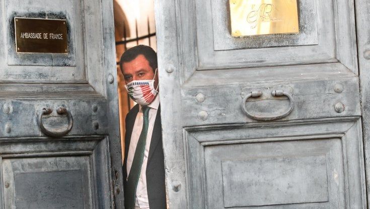 Covid, la pazza giornata di Salvini: dal sì al lockdown al dietrofront 