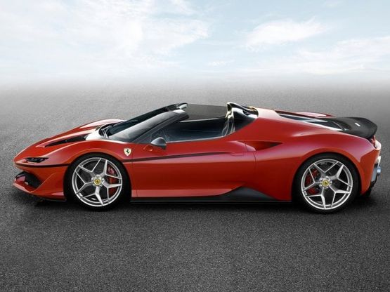 Ferrari J50, suo il premio “Red Dot Best of the Best” nella categoria Product Design