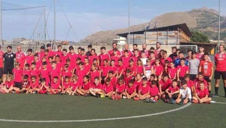 Ciakulli, il sogno di calciare un pallone pensando al Milan