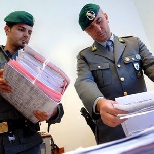 Torino, il doppio lavoro frutta a due dipendenti pubblici un milione e mezzo in dieci anni