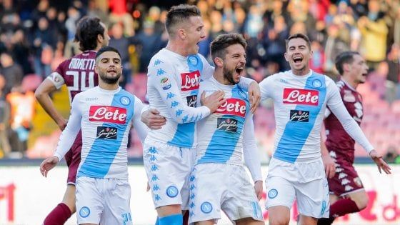 Napoli-Torino 5-3, lo show di Mertens porta gli azzurri al terzo posto