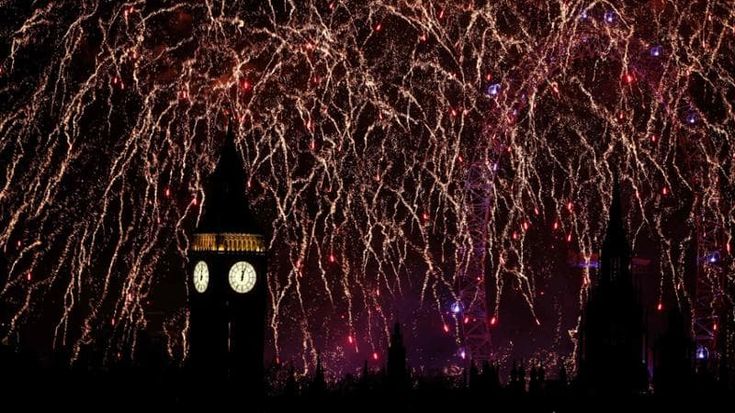 Londra, conservatori furiosi per i fuochi d’artificio: “Usati per prendere in giro Sunak”