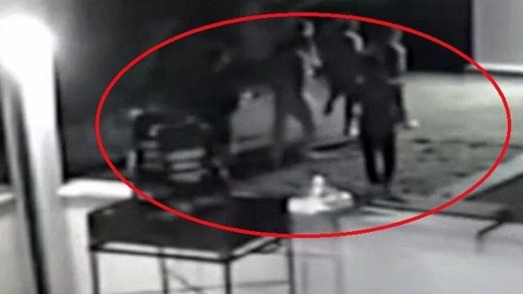 Turiste inglesi di 15 anni violentate dal branco, in appello assolto un ventiseienne: “Non c’entra”