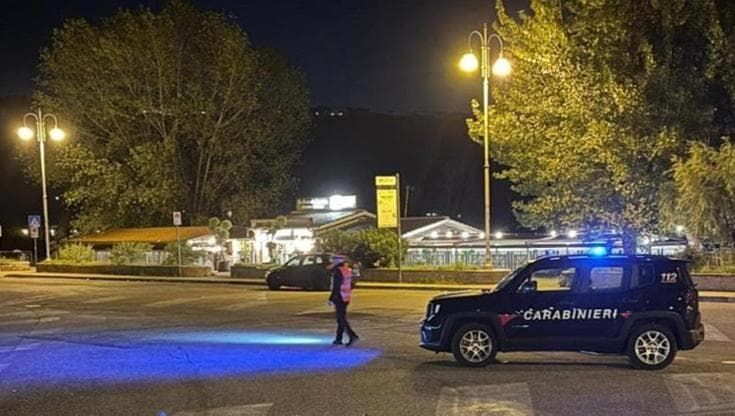 In 650 in una discoteca da 300 posti senza dispositivi antincendio: sgombero a Somma Vesuviana
