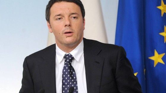Primo maggio, Renzi: "Per il lavoro serve credito pi&ugrave; facile e meno burocrazia"