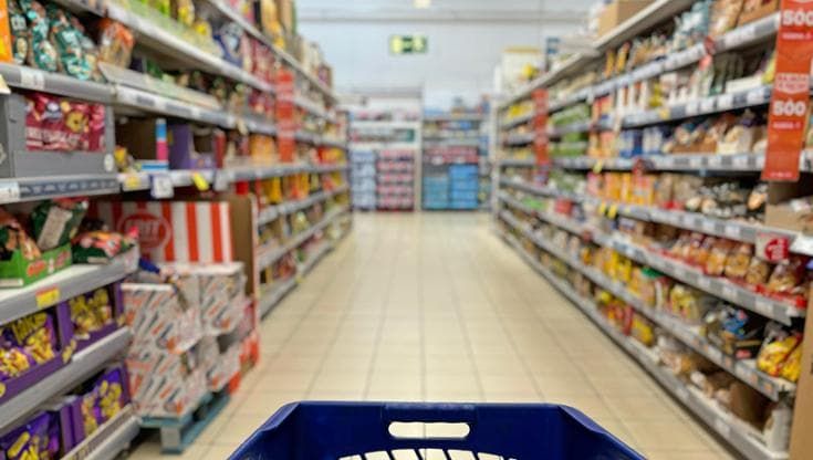 Ecco perché i cibi ultra-processati promuovono l’obesità
