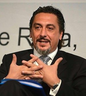Il mercato premia l'offerta di Allianz per i premi di Unipolsai