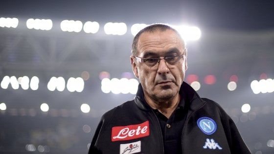 Napoli, Sarri non sottovaluta il Pescara e aspetta Maradona: "E' il proprietario legittimo del San Paolo. Sarebbe bello se venisse a vedere la partita"