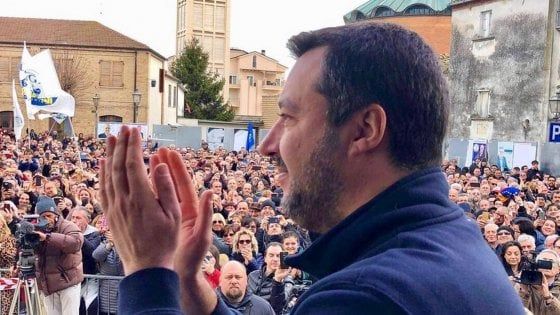 Tav, Di Maio: "Il ridimensionamento è una supercazzola". Salvini "Non siamo al mercato, nessuno scambio con la Diciotti"