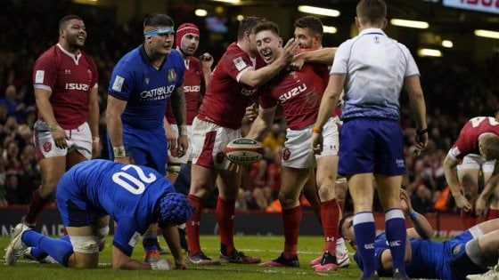 Rugby, Sei Nazioni: Italia, la solita storia. Il Galles domina: 42-0
