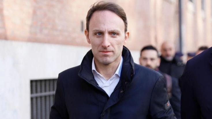 De Luca: “Con gli Usa o con l’Ue la premier dica da che parte sta”