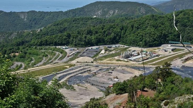 Rifiuti, torna il termovalorizzatore e rispunta l’opzione Scarpino