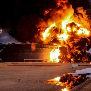 Libia, nuovo attentato dell'Is al terminal petrolifero di Ras Lanuf