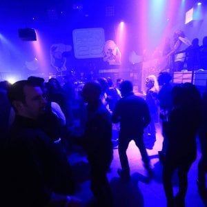 Morto ragazzo di 15 anni travolto da un'auto all'uscita dalla discoteca: l'investitore si era costituito dopo ore dall'incidente