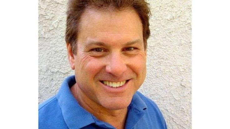 William Hasley, morto lo sceneggiatore dei Puffi: stava facendo un’escursione vicino a Los Angeles