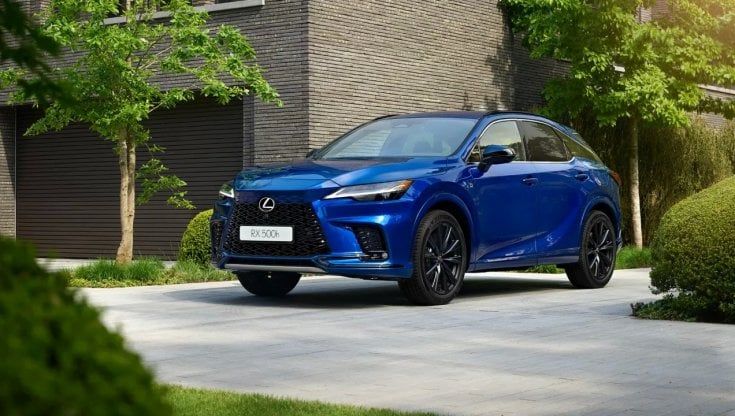 Next Chapter, la filosofia Lexus è: osare  