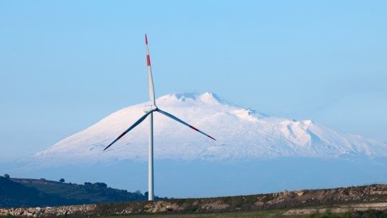 Rinnovabili, nel 2017 gli investimenti italiani sono tornati a correre