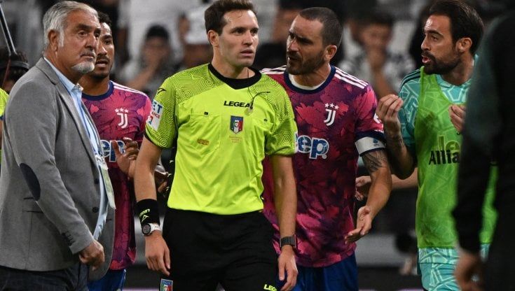 Arbitri: “Il gol annullato alla Juventus? Il Var non aveva le immagini con la posizione di Candreva”