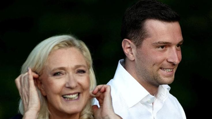 Le Pen condannata ma si candida lo stesso per l’Eliseo: “Sono innocente, farò ricorso in Cassazione”