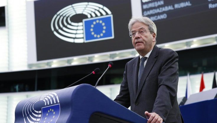 Ue, la Commissione taglia le stime di crescita per l'Italia: +4,1% nel 2022