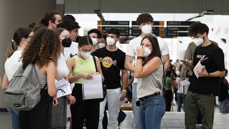 Test di Medicina, il grande sogno: "Ma il numero chiuso è sbagliato"