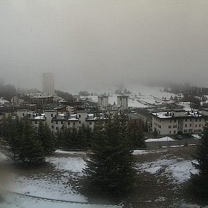 E' allarme sulle montagne olimpiche: fa troppo caldo, apertura dello sci a rischio