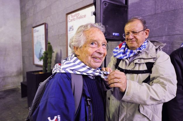 Genova, folla alla Marcia della Memoria in ricordo dei deportati: "La Pace è il futuro"