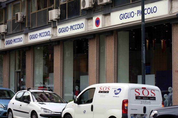 Furto notturno da Giglio Piccolo<br />bucata la vetrina con il cannello