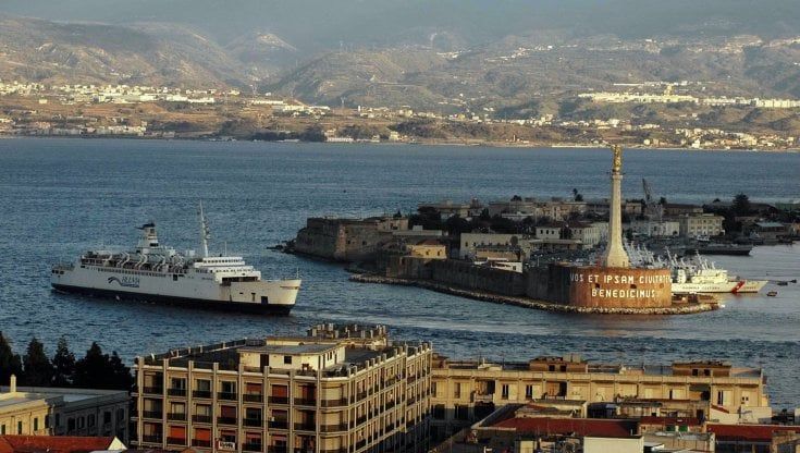 Ordinanza di Musumeci e Occhiuto: niente Super Green Pass per attraversare lo Stretto di Messina