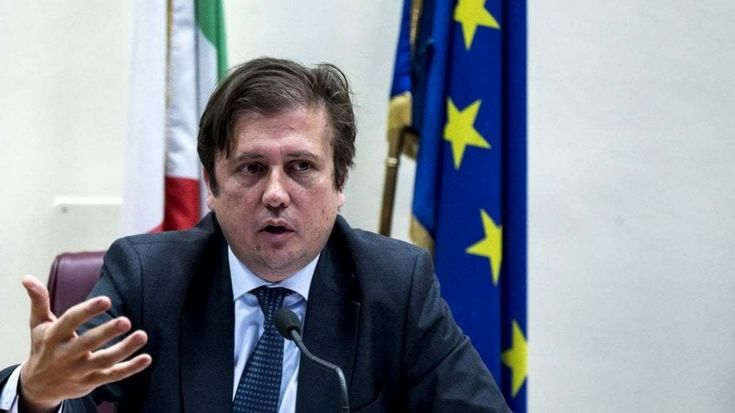 Sileri (Salute): "Un vaccino 2.0 per la terza dose"