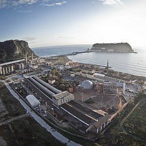 Il Comune: "Non vogliono togliere tutta la colmata"