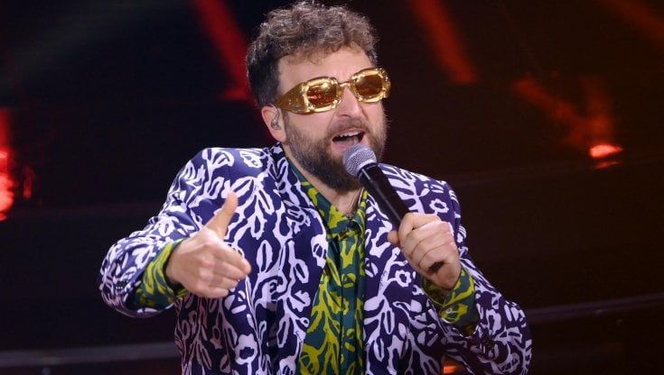 Dargen D'Amico: "Filicudi è il mio Dna, a Sanremo canto la leggerezza"