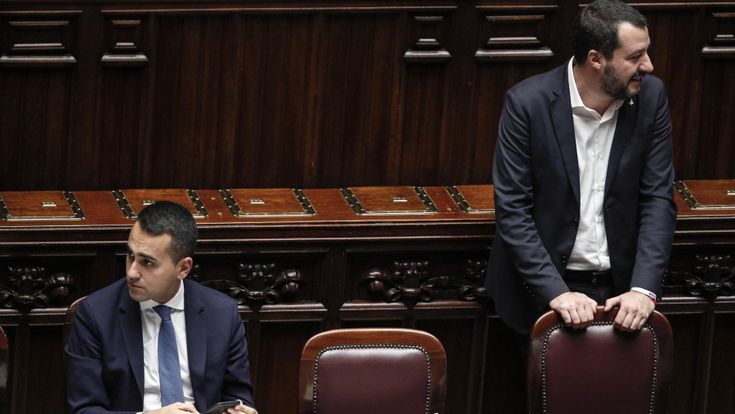 Sondaggio, la Lega stacca i Cinquestelle: il divario ormai è di sette punti