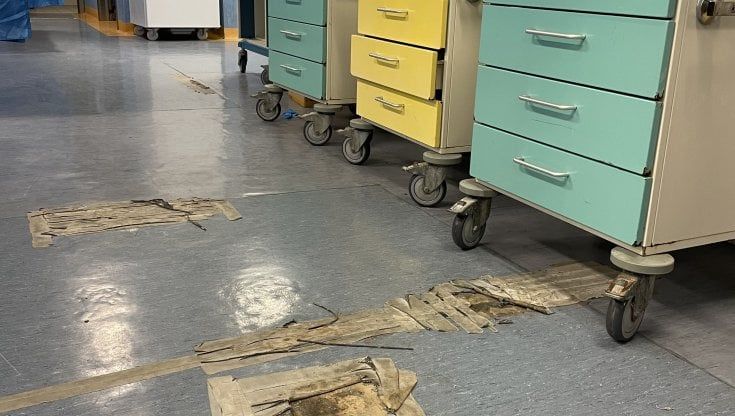 Ospedale Civico, i pazienti gravissimi ricoverati nel reparto che cade a pezzi