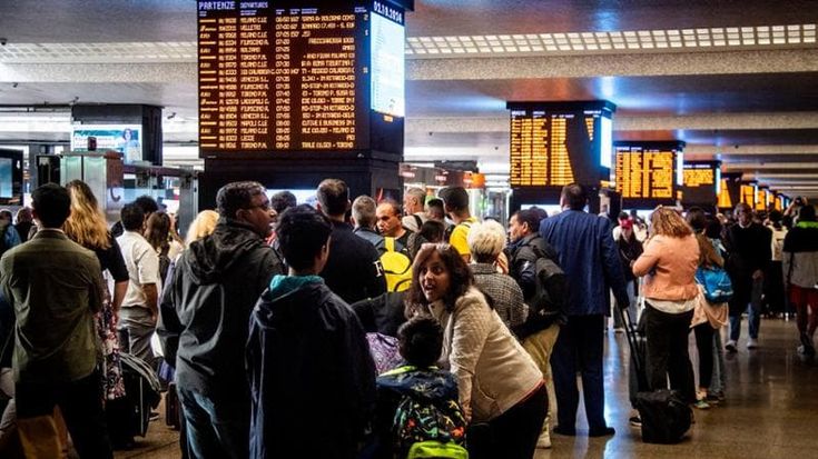 Guasto dei treni a Roma: ecco a cosa hanno diritto i passeggeri coinvolti