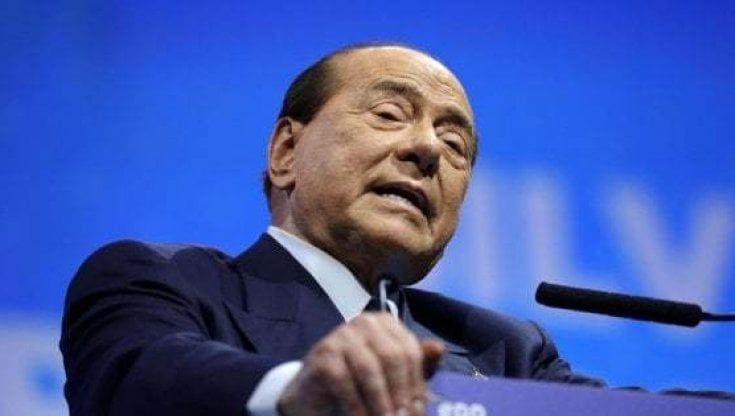 Berlusconi: "Accogliamo appello di Mattarella. Ma Fi resta all'opposizione". 