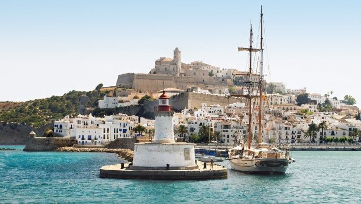 In vacanza alle Isole Baleari: l’identikit dei viaggiatori tipo in partenza dall'Italia