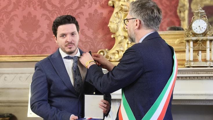 All’autista coraggio il premio al merito civico: “Mi è andata bene, ho visto la morte in faccia”