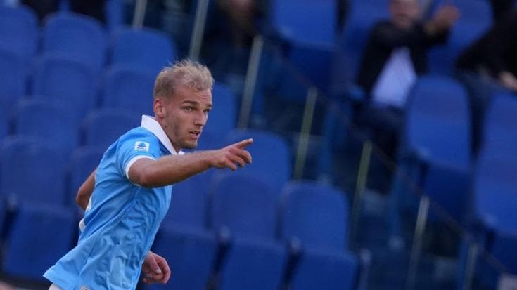 Lazio, il ritorno del vero Isaksen: esame Juve per la difesa low cost