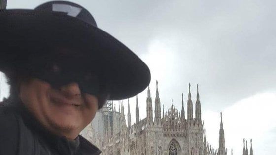 "Contro Salvini tutti vestiti da Zorro", a Bari la mobilitazione per il comizio del vicepremier