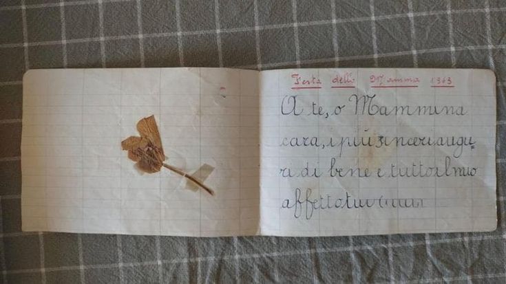 Un biglietto di auguri per la mamma datato 1963: l’appello social per trovare chi l’ha smarrito